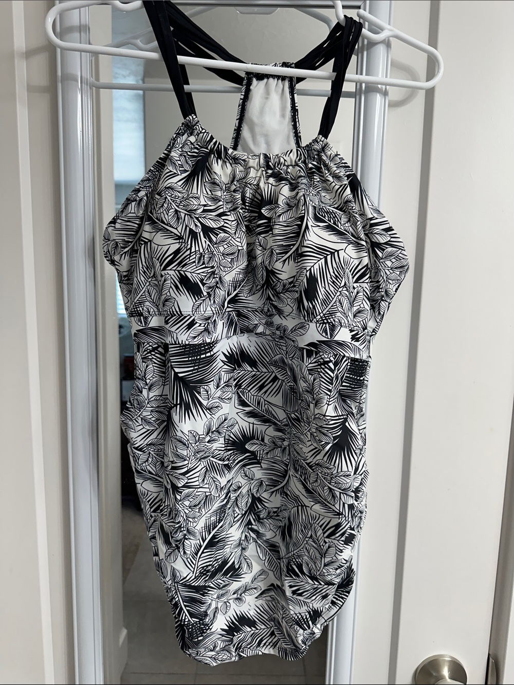 Black & White Tropical Print Maternity Halter Tankini Top